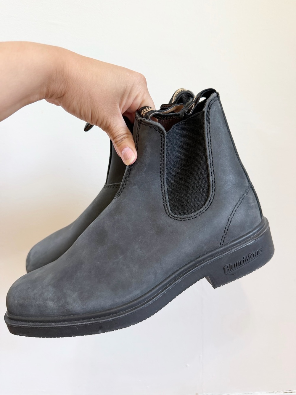 Blundstone boots size AU 5 US 8 women ankle grey
